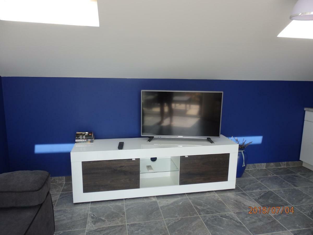 Apartman M&M Milna  Exterior foto