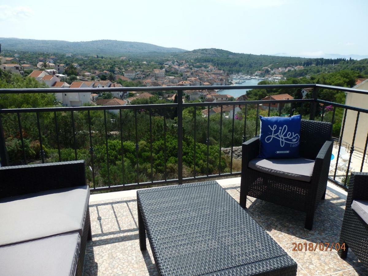 Apartman M&M Milna  Exterior foto